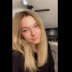 Meet your Posher, Karolane